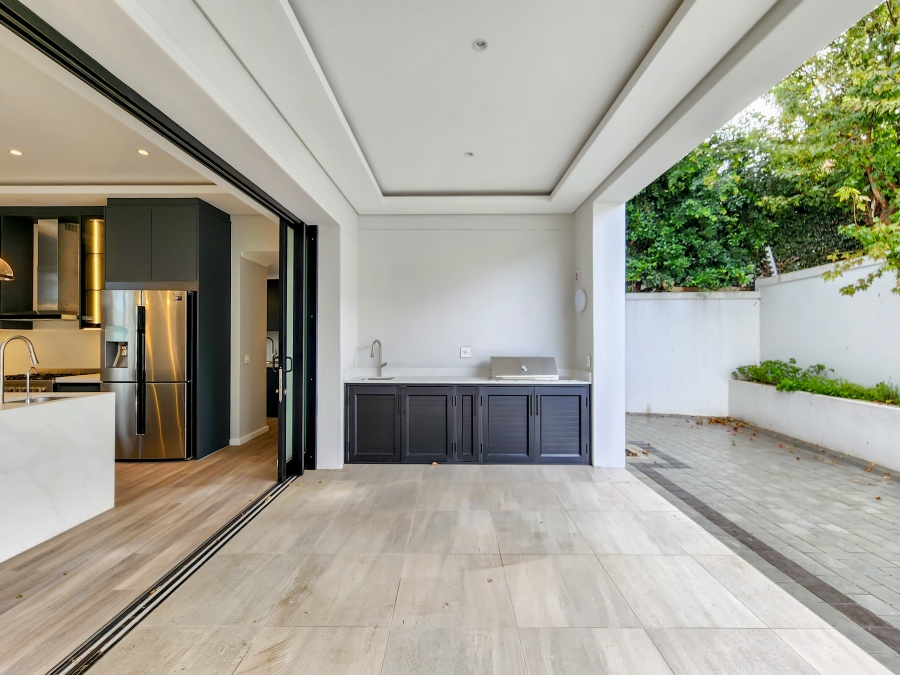 3 Bedroom Property for Sale in Rondebosch Western Cape